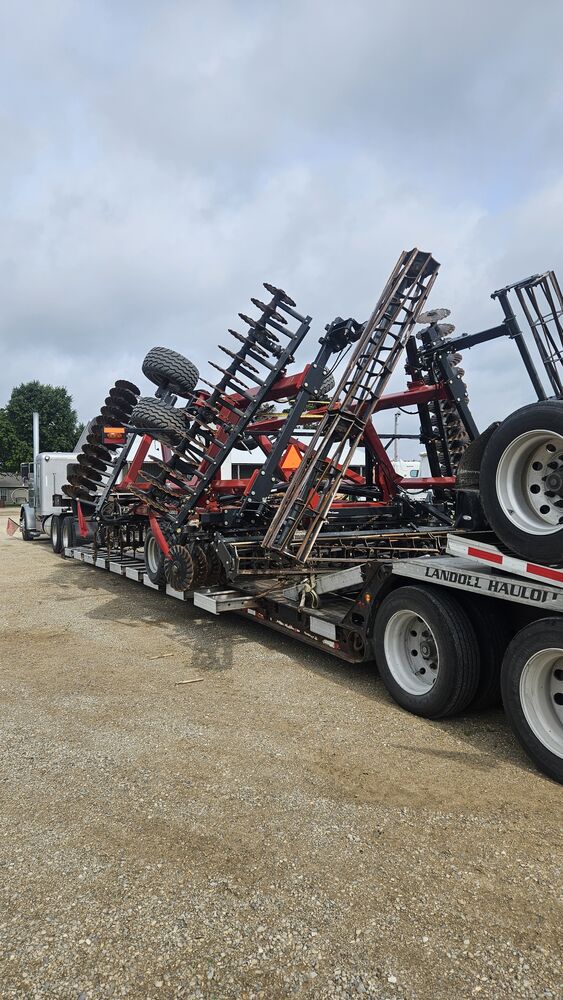 Disc loaded on the trailer, back view